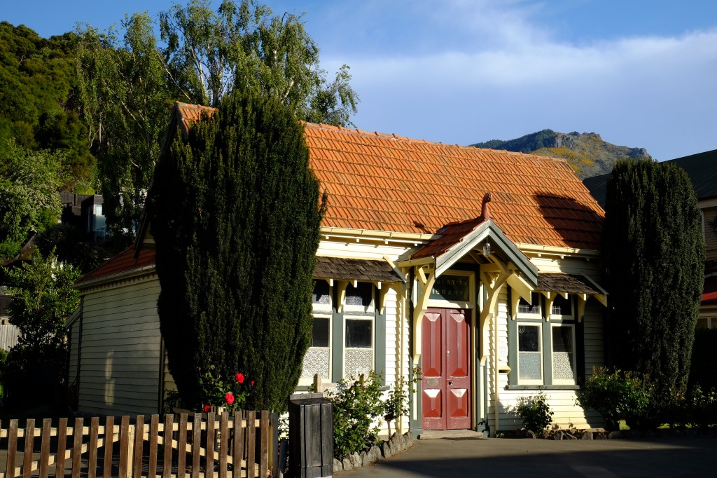 NZ: Akaroa - Coronation Library