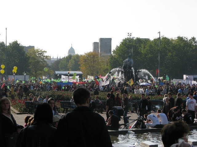 Hinterm Fernsehturm geht´s los
