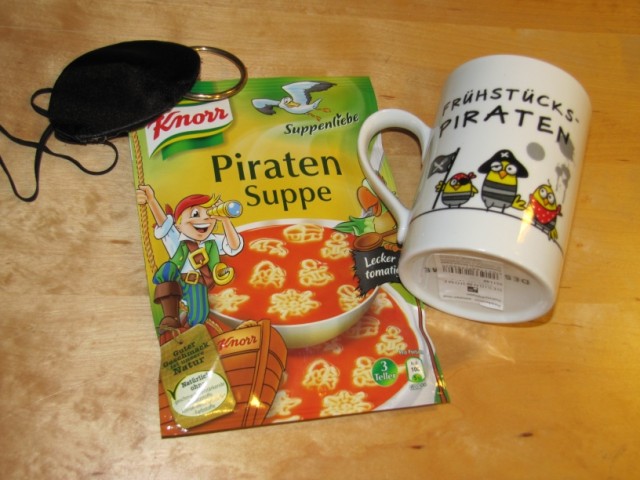 Suppe, Tasse, Augenklappe