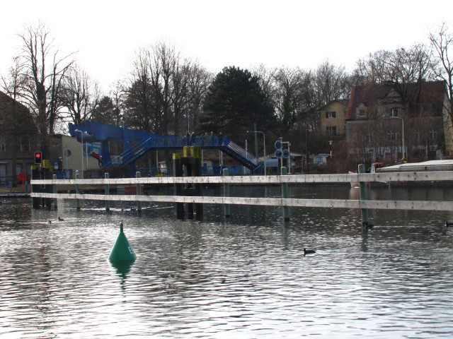 Fußgängerbrücke und Wippbrücke