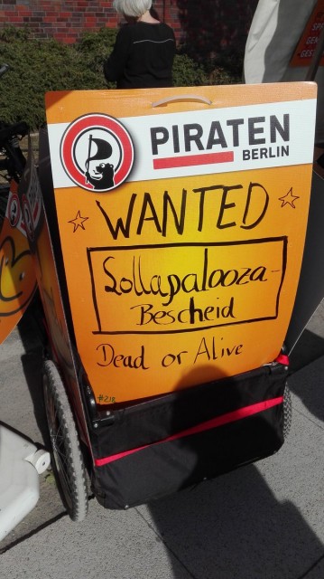 Wanted - Lollapaloooza-Bescheid - Dear or Alive