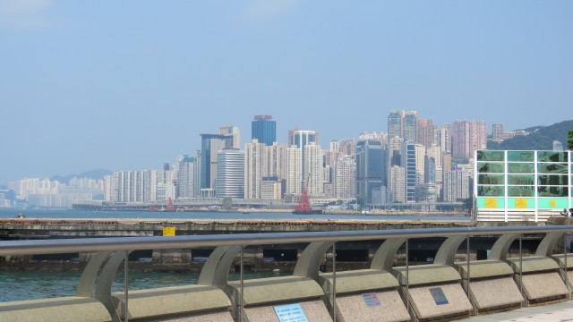 Hong Kong - Hochhäuser von der Fähre
