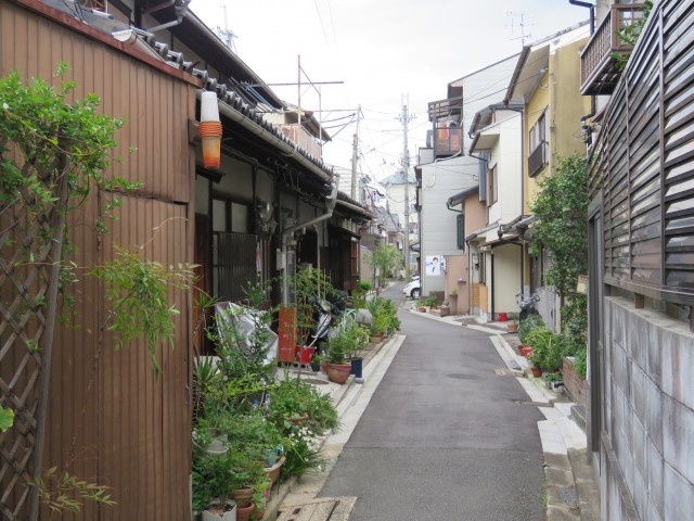 Kyoto: Nebenstraße mit alten Gebäuden