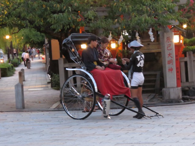 Kyoto: Gion - Menschenkutschen