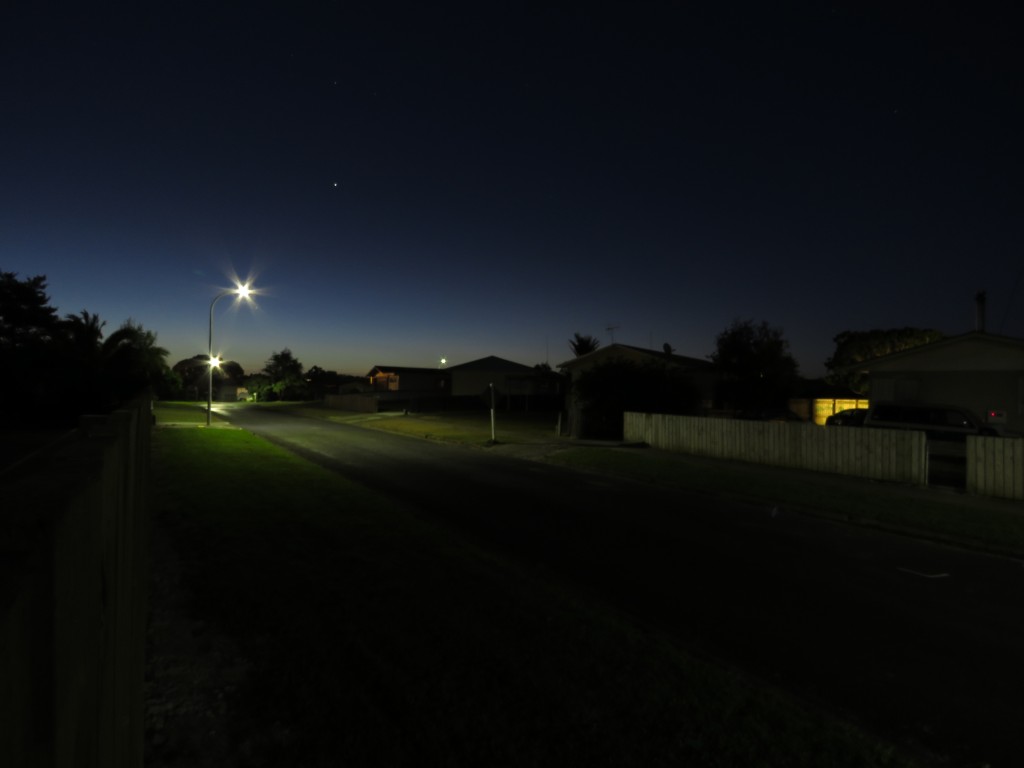 NZ: Dargaville bei Nacht