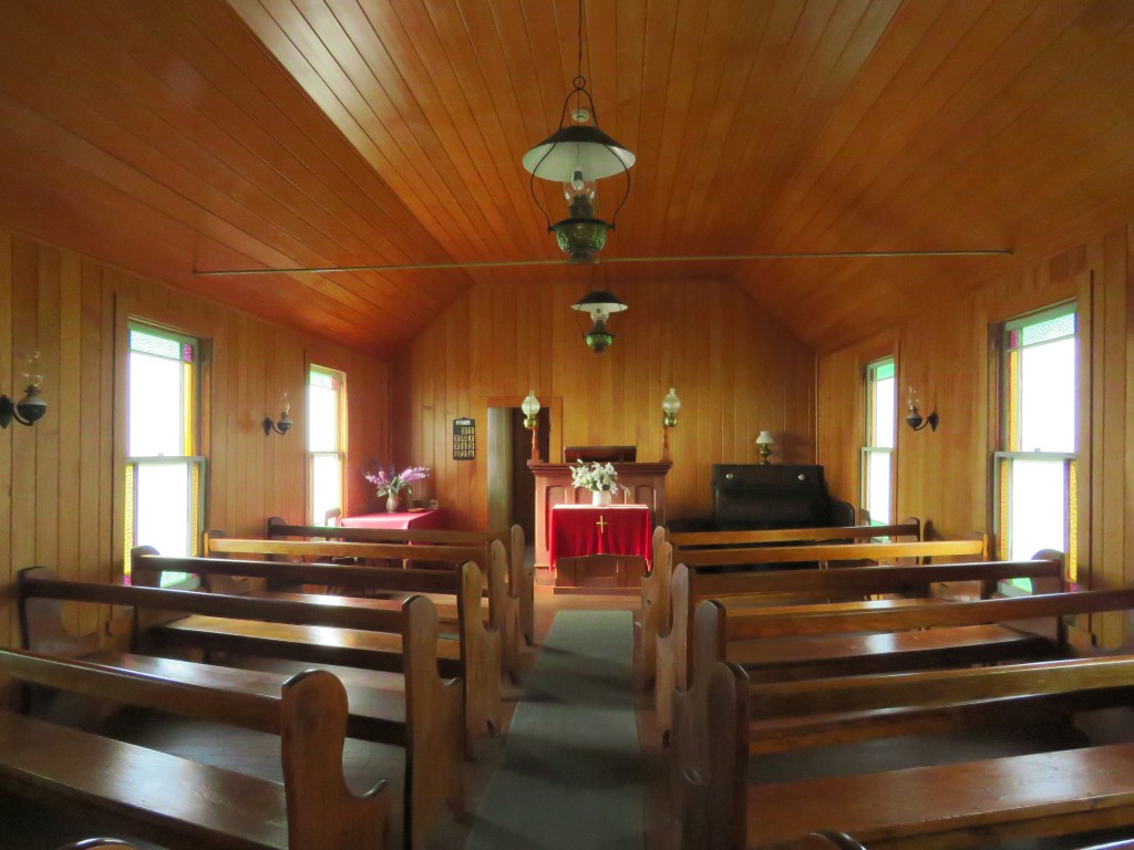NZ: Kauri Matakohe Church