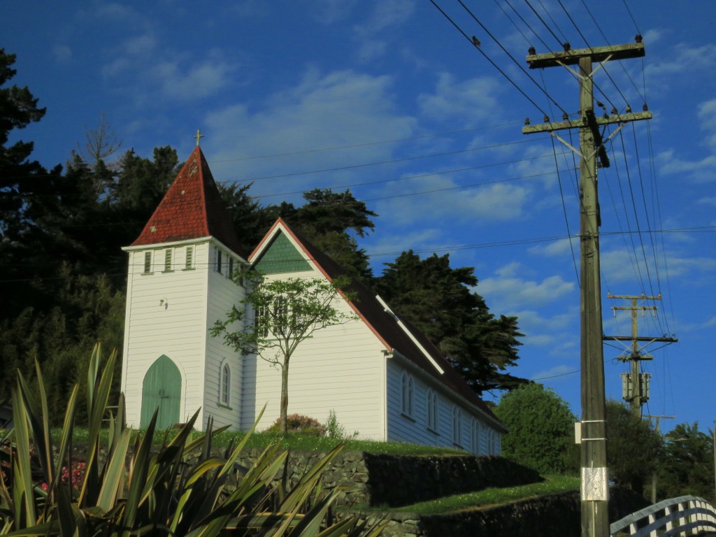 NZ: Kaiwaka-Church