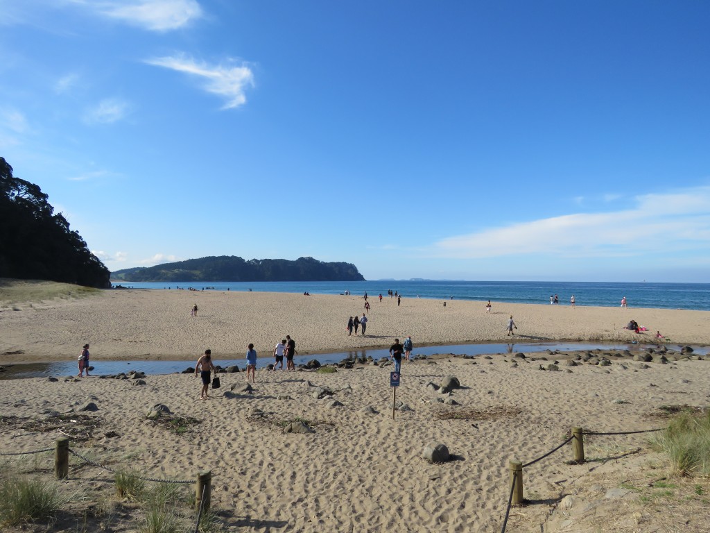 NZ: Hot Water Beach 3