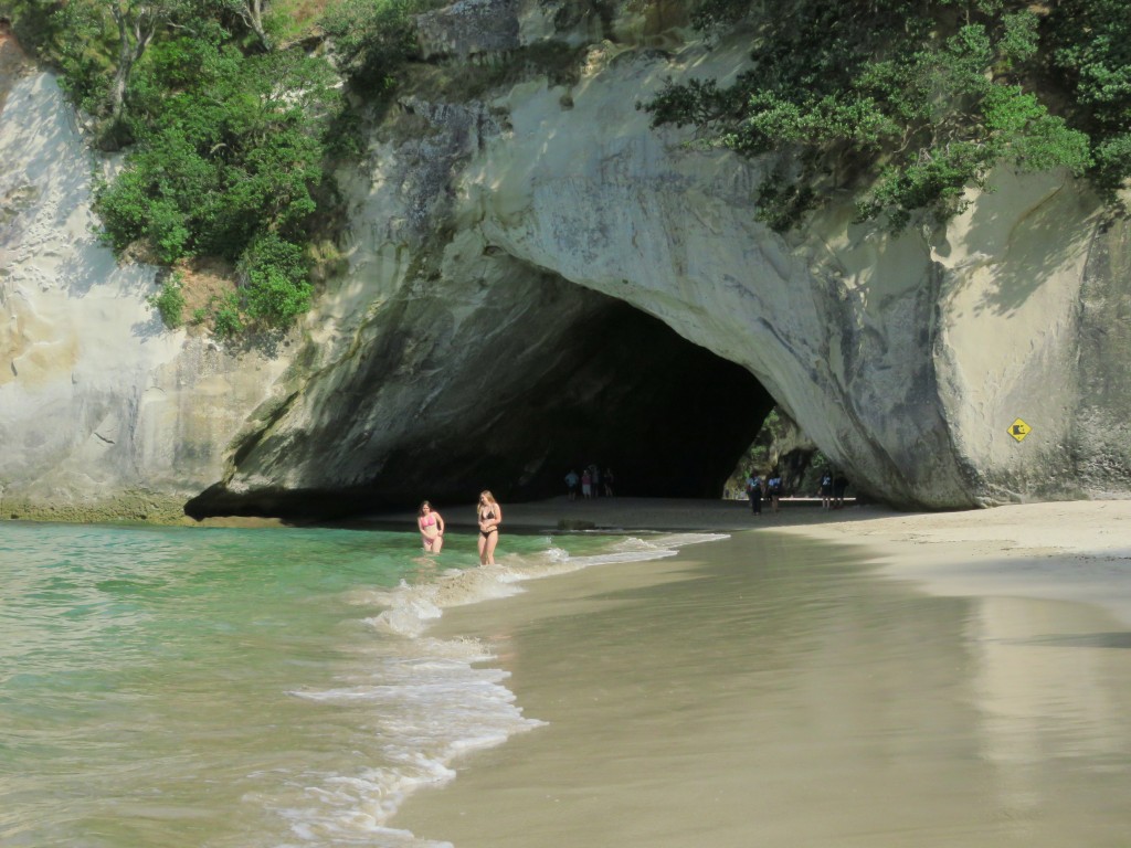 NZ: Cathedral Cove 2