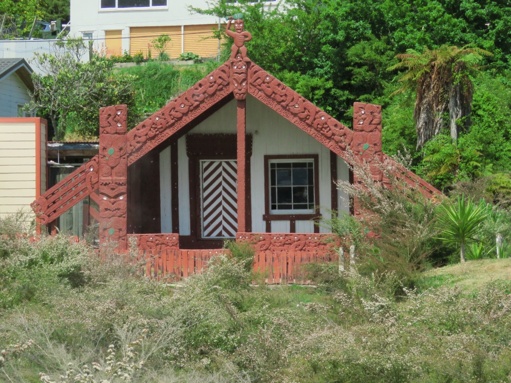 NZ: Rotorua - Maori Haus