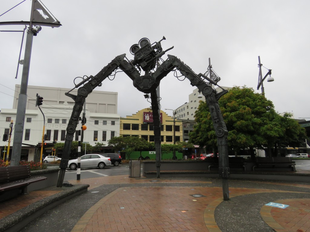 NZ: Wellington Tripod