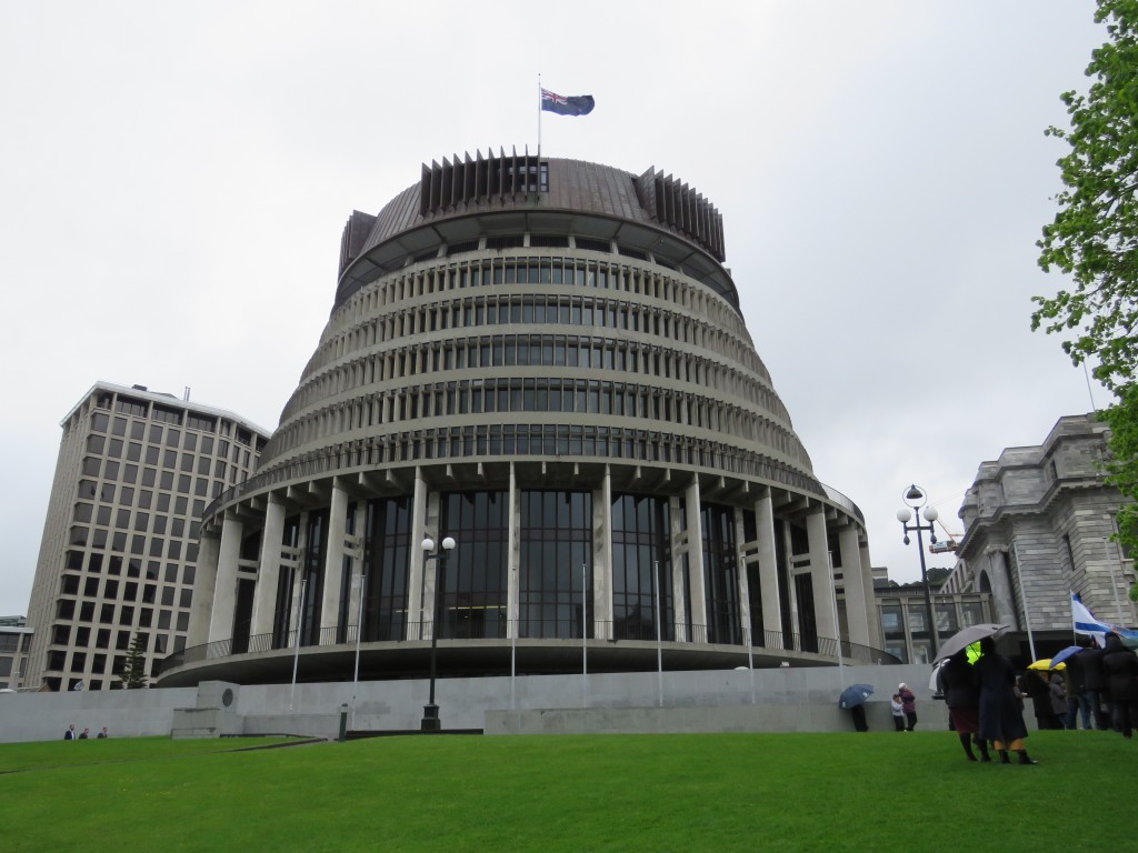 NZ: Wellington Beehive