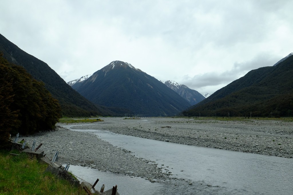 NZ: State Highway 73 (Bealey River)