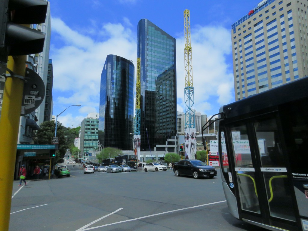 NZ: Auckland Sky Screamer Reverse Bungy